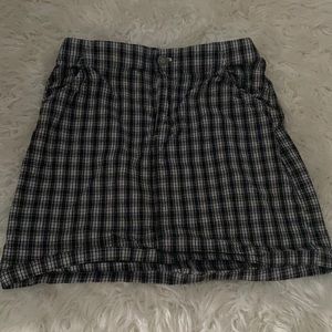 Hollister black and white skirt size S